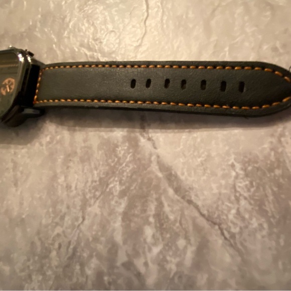 Black and Gold Men's Watch - Picture 6 of 10